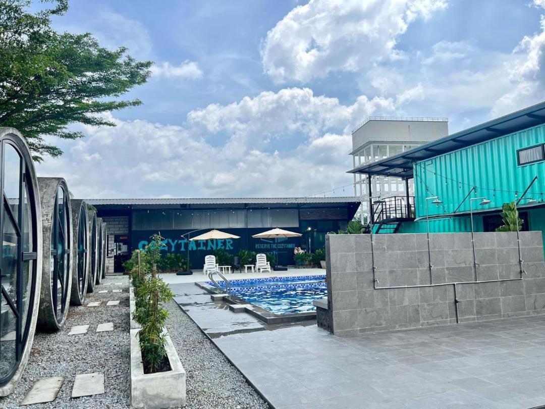 The Cozytainer Hotel Taiping Buitenkant foto