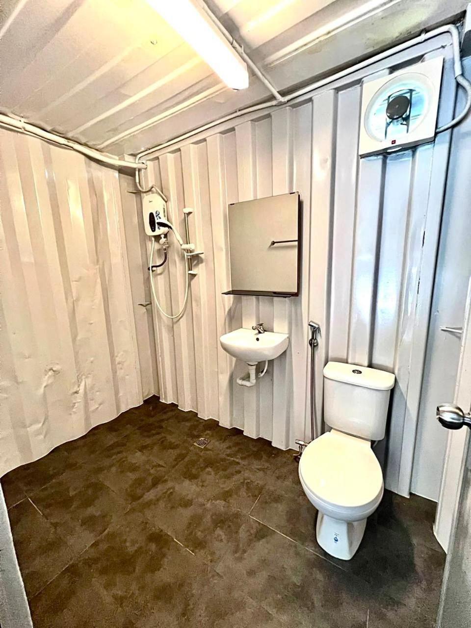 The Cozytainer Hotel Taiping Buitenkant foto